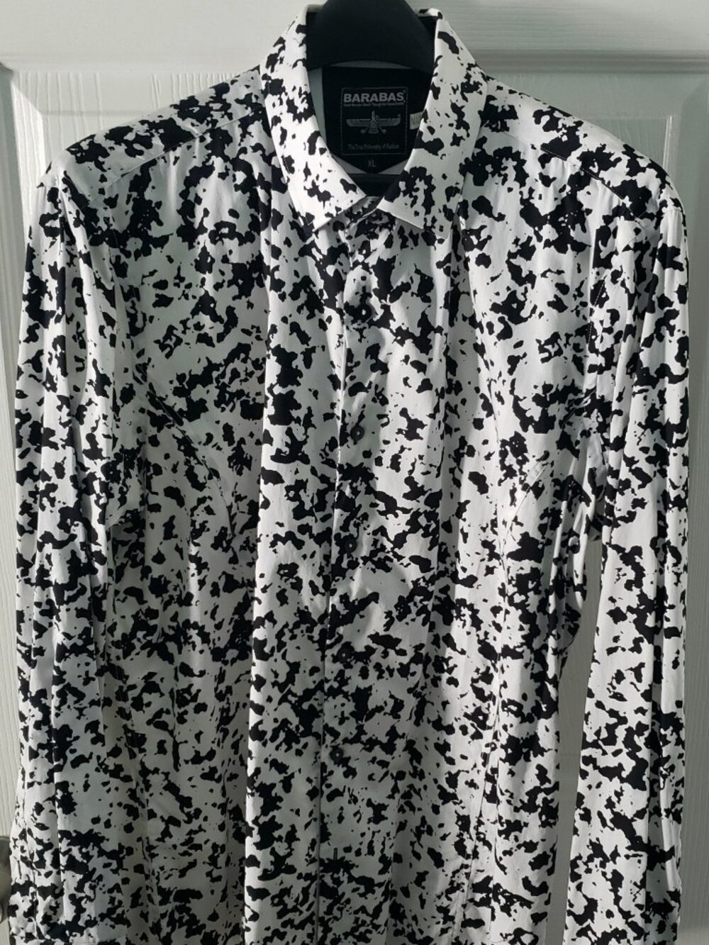 MENS BARABAS COW PRINT SLIM FIT SHIRT SIZE XL